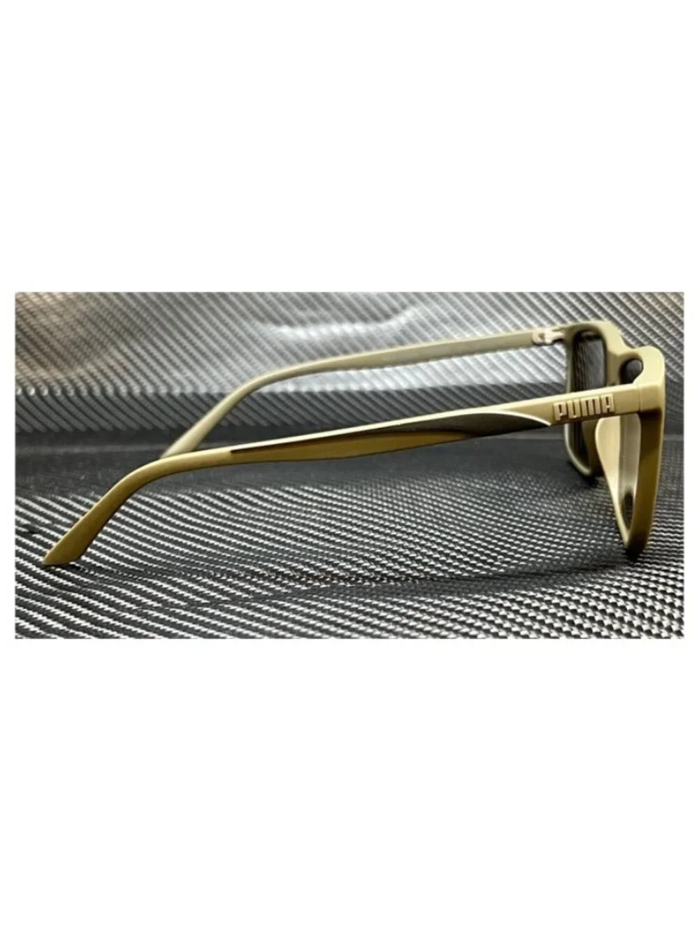 New Puma Men  Matte Green Sunglasses  58- 14- 145